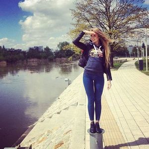 Meet your Posher, Mae